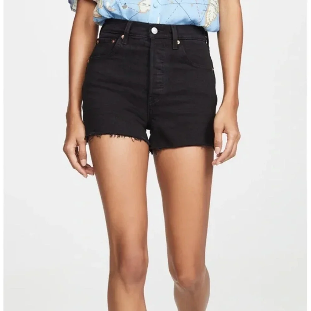 LEVI'S Ribcage Shorts Black Denim High Rise Cut Off Frayed Gothic